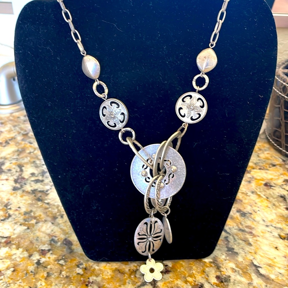 Anthropologie  beautiful silver necklace. Classic, sophisticated and casual!